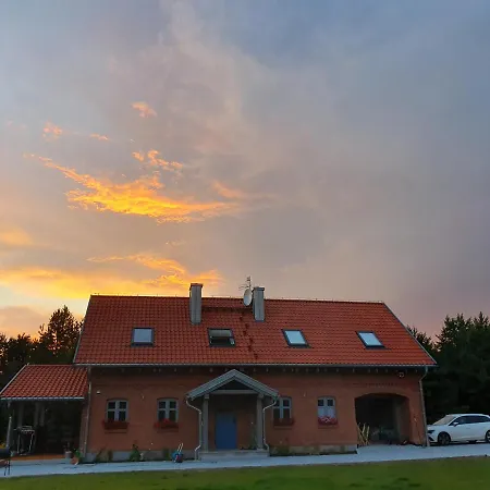 Holiday home Przyjaciol Dom Nad Jeziorem - Mazury Miluki