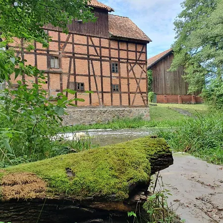 Przyjaciol Dom Nad Jeziorem - Mazury * Miluki