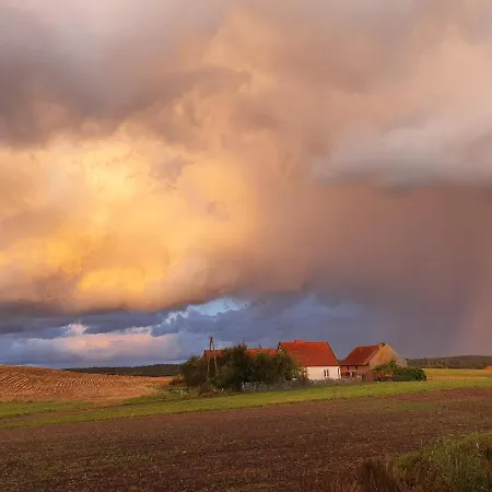 Przyjaciol Dom Nad Jeziorem - Mazury Holiday home