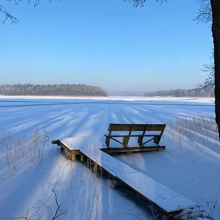 Przyjaciol Dom Nad Jeziorem - Mazury