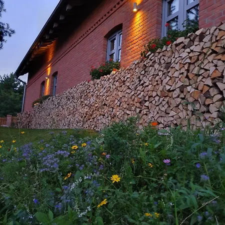 Przyjaciol Dom Nad Jeziorem - Mazury *